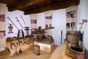 copiii la muzeu roata mare biertan